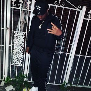 Meet your Posher, Mikey